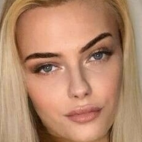 alarna Desnuda