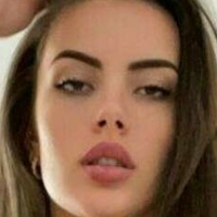 Aleja Madness Desnuda