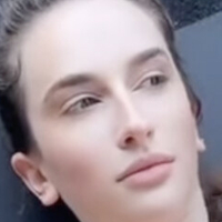 Amelia Samson Desnuda