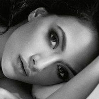 Angela Jonsson Desnuda