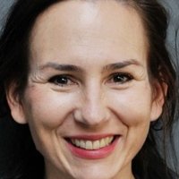 Anna Grisebach Desnuda