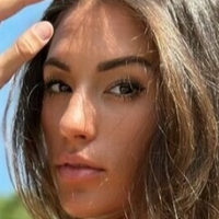 Aririzzo Desnuda