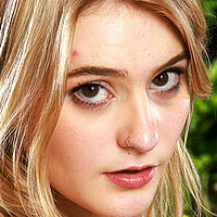 Barbara Stephanie Desnuda