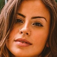 Beatriz Assis Desnuda