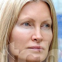 Caprice Bourret Desnuda