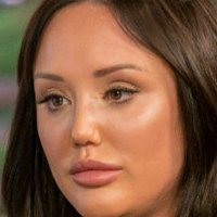 Charlotte Crosby Desnuda