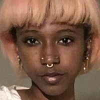 Crushed.opal Desnuda