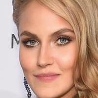 Elena Carriere Desnuda
