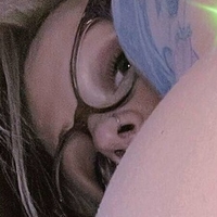 Emily Tokes Desnuda