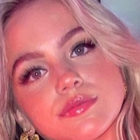 Emma Brooks Desnuda
