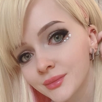 Evenink Desnuda