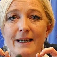 Faustine Lacour Desnuda