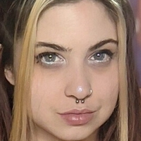finaru Desnuda