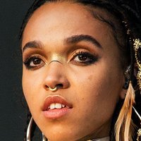 FKA twigs Desnuda