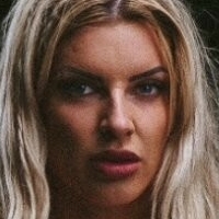 Holly J Genevieve Desnuda