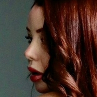 Isis Ruiva Desnuda