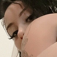 kirawrrra Desnuda