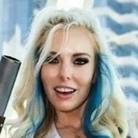 Krystle Starr Desnuda