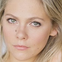 Lily Cowles Desnuda