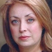 Liz Ewing Desnuda