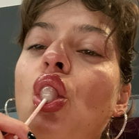 lublusmoktatyhui Desnuda