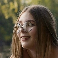lucylaistner Desnuda