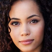 Madeleine Mantock Desnuda