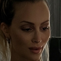 Martina Lackner Desnuda