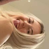 Mckinley Mahea Desnuda