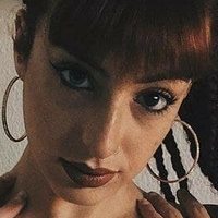 Merydiecisiete Desnuda