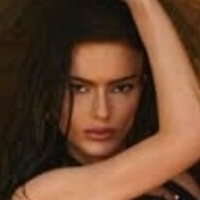 Mila Marandi Desnuda