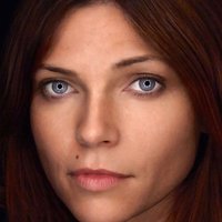 Nicole de Boer Desnuda