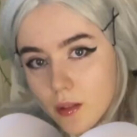 Petunyjaa Desnuda