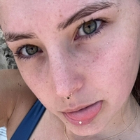 Peyton Coffee Desnuda