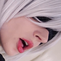 Purple Bitch Desnuda