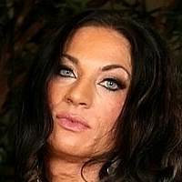 Ripped Vixen Desnuda