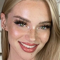 Shea Sheyliee Desnuda