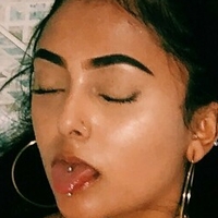 u139815771 Desnuda