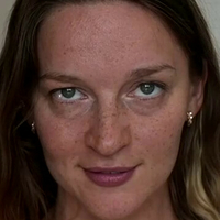 unbelievable__ Desnuda