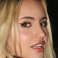 Vansessy Desnuda
