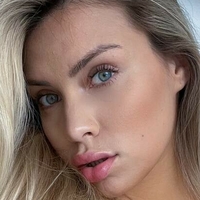 Virginia.RAY Desnuda