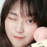 Wuzhiqi Desnuda