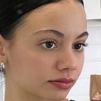 Zoe Manoek Desnuda